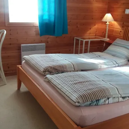 Chateau Hameau De Bed & Breakfast Flaine