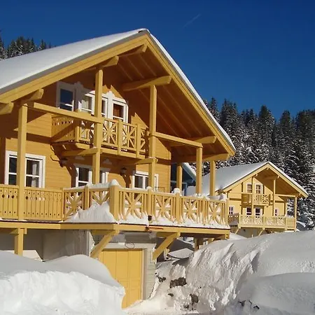 Chateau Hameau De Bed & Breakfast